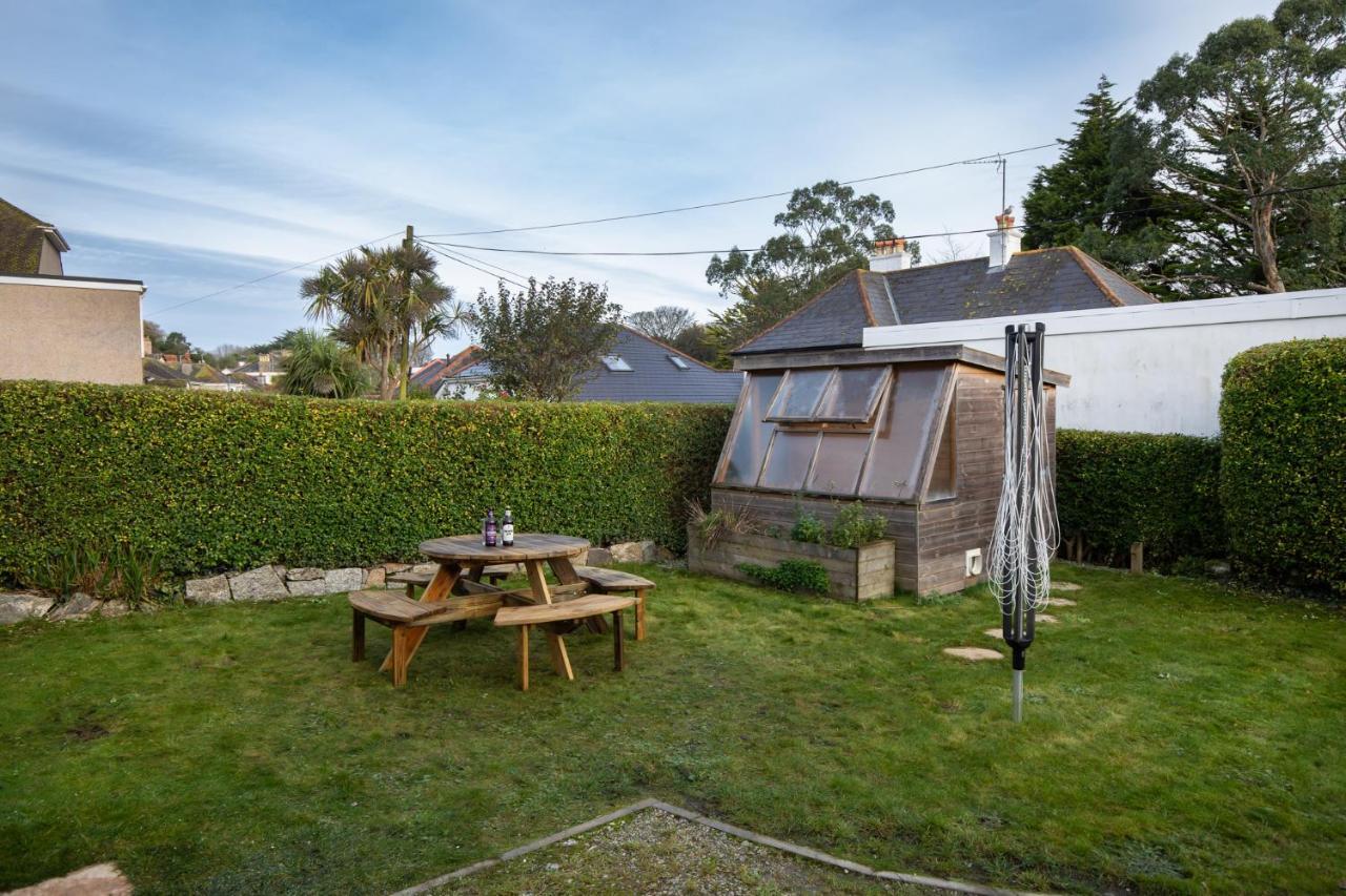 Oasis Apartment Falmouth Exterior foto